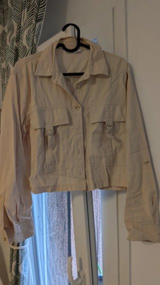 Chaqueta-blusa beige