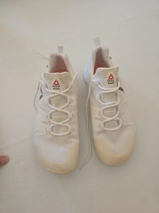 Zapatillas Reebok CrossFit Blancas. Sistema pump.