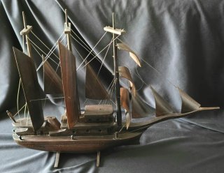 Maqueta de Barco Indonesio de Madera