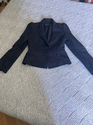 Chaqueta Negra Entallada Zara