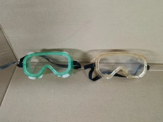 2 Gafas de Protección con Goma