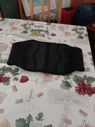 Faja para espalda negra