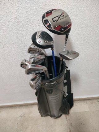 Set de Palos de Golf Wilson con Bolsa.