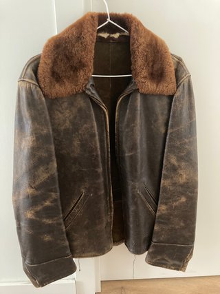 Chaqueta de cuero vintage años 40 USA