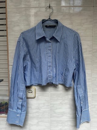 Blusa corta de rayas Zara