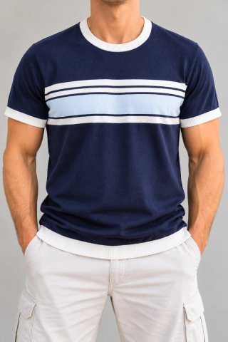 Camiseta Azul Marino con Franjas