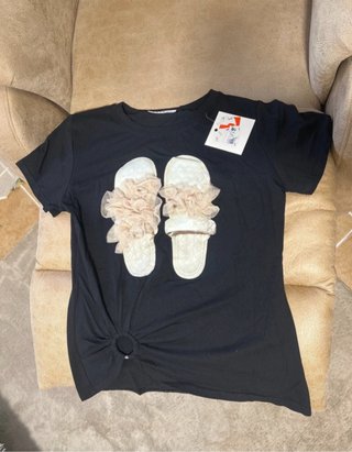 Camiseta Negra con Estampado