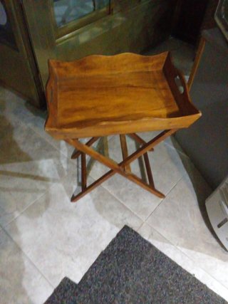 Mesa Auxiliar Plegable de Madera