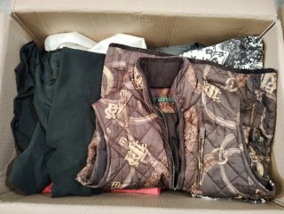 Lote de ropa para reventa