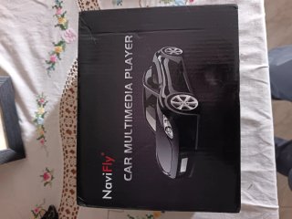 Reproductor Multimedia para Coche en su caja