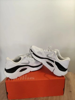 T44,5 Zapatillas Nike Structure Plus PR