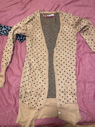 Cárdigan Bershka Beige con Lunares Negros