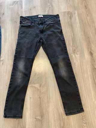 Vaqueros Tommy Hilfiger Negros