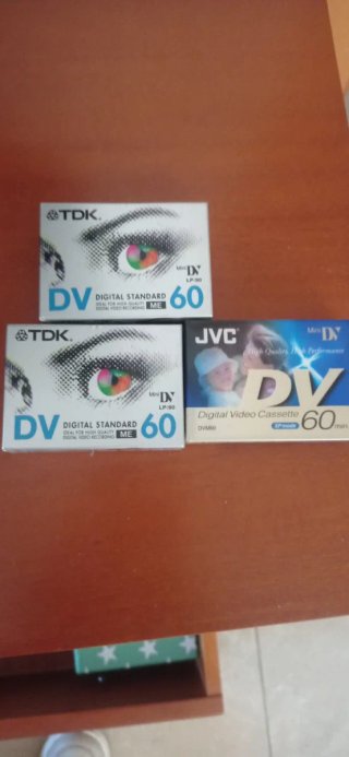 Lote de 3 Cintas Mini DV (TDK y JVC)