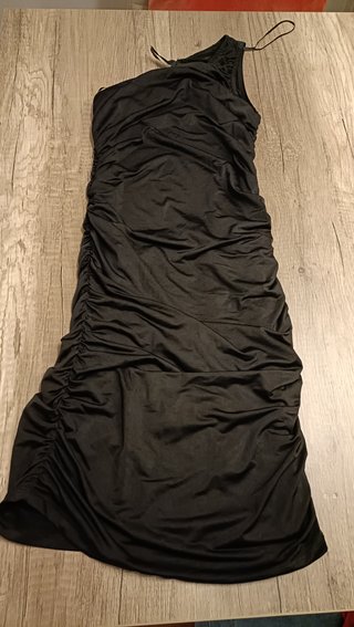 Vestido Negro Bestit Asimétrico