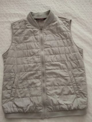 Chaleco acolchado Zara gris