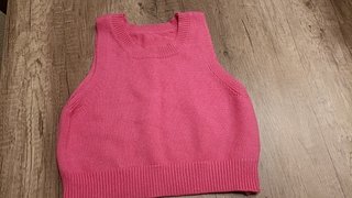 Camiseta de lana rosa sin mangas