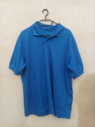 Polo azul