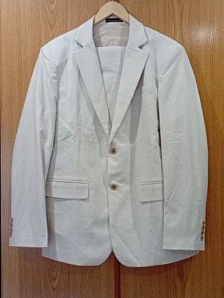Traje de Hombre Americana y Pantalón Crema