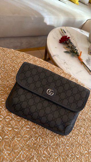 Riñonera Gucci Negra