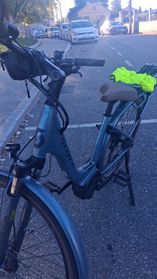 Bicicleta Eléctrica Scott con Batería Bosch