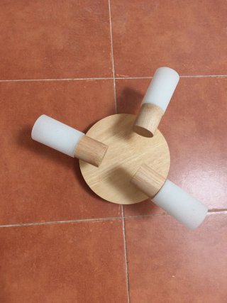Lámpara de techo con tres focos