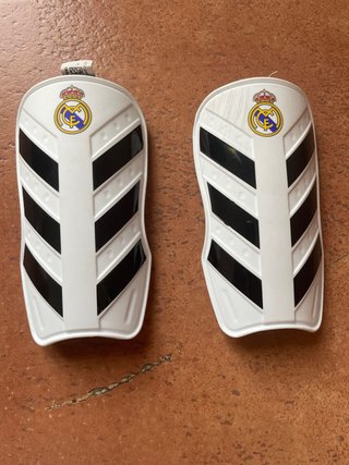 Espinilleras Real Madrid Talla XS
