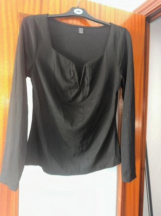 Camiseta Negra Shein Talla XL