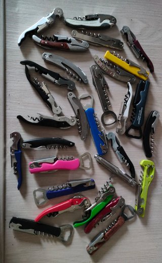 Set di 24 cavatappi da collezione