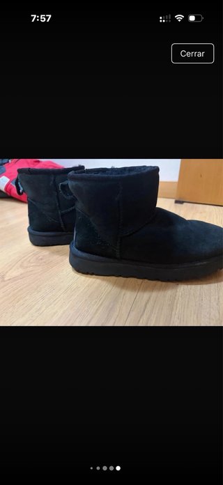 Botas Mini UGG Negras