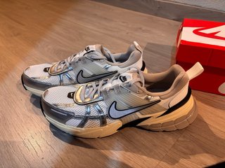 Zapatillas Nike V2K Run
