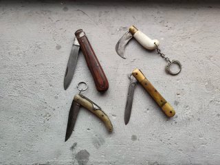 Set di 4 coltellini da collezione