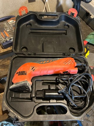 Lijadora Black & Decker