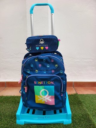 Mochila, estuche y carro Escolar Benetton
