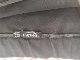 Falda corta negra Bershka