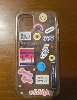 Custodia iPhone 11 con adesivi