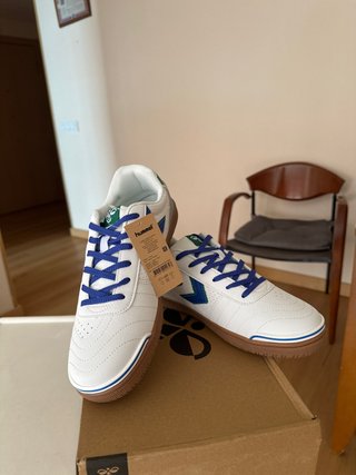 Zapatillas Hummel Blancas y Azules Talla 41