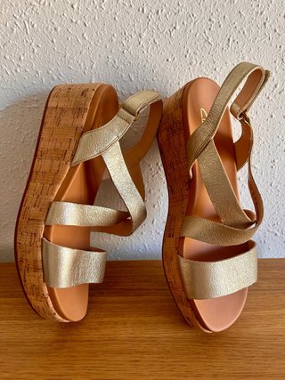 Sandalias Doradas Clarks