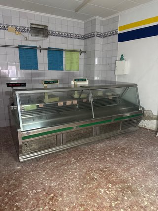 Vetrina refrigerata illuminata per macelleria
