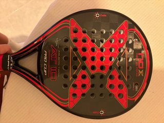Pala de Pádel Nox AT10 Pro Cup Agustín Tapia