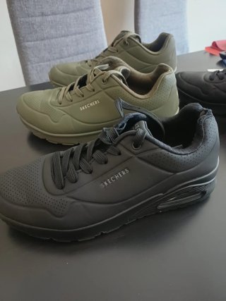 2 Pares de Zapatillas Skechers
