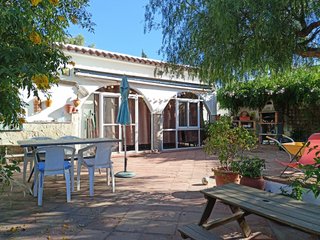 Parcela con 2 casas y piscina con escrituras!!