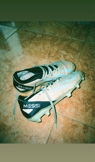 Botas de fútbol adidas Messi