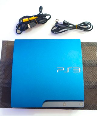 PlayStation 3 Slim Splash Blue