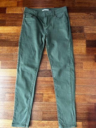 Pantalón Slim Amichi Verde Oliva