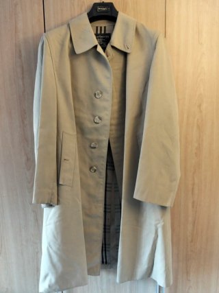 Gabardina Burberry Beige