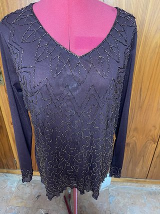 Blusa Marrón con Detalles Bordados