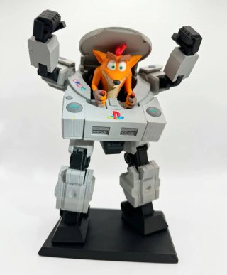 Figura di Crash Bandicoot in Robot PlayStation