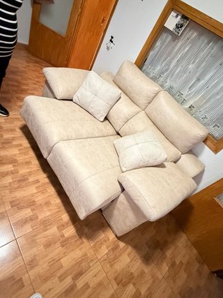 Sofá 2 plazas abatible beige