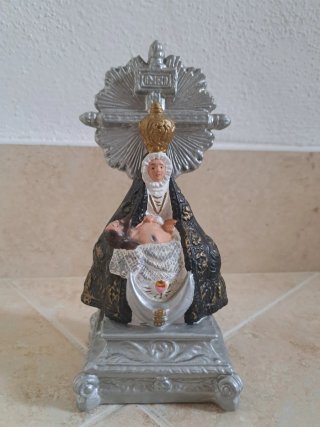 Figura Virgen de las Angustias de Granada